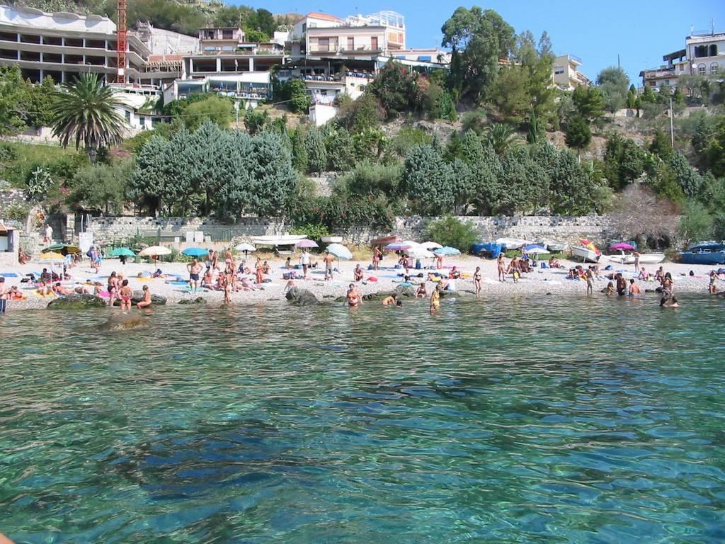 Holiday Home Gionny & Mary Taormina Eksteriør billede